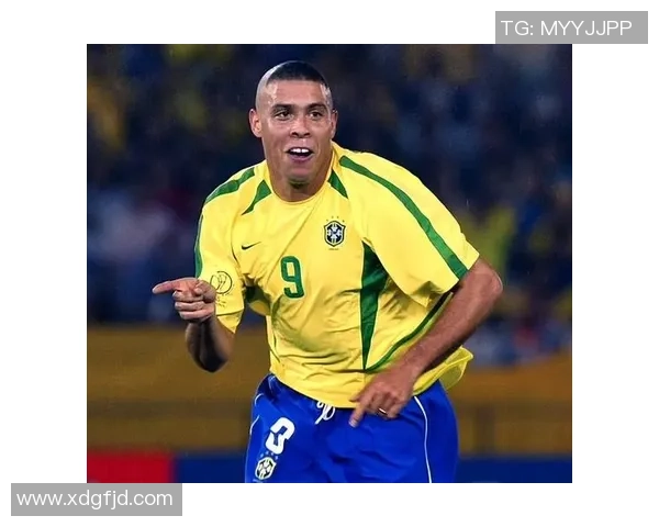 经典足球传奇回顾老一辈球星风采历程再现足球黄金时代的辉煌岁月