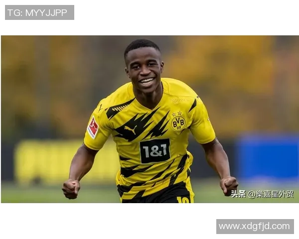 足球四大球星齐聚赛场争锋 谁将成为全球足坛新王者