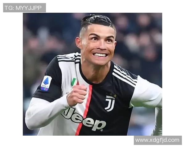 足球明星童年萌照大公开 看他们小时候的可爱模样